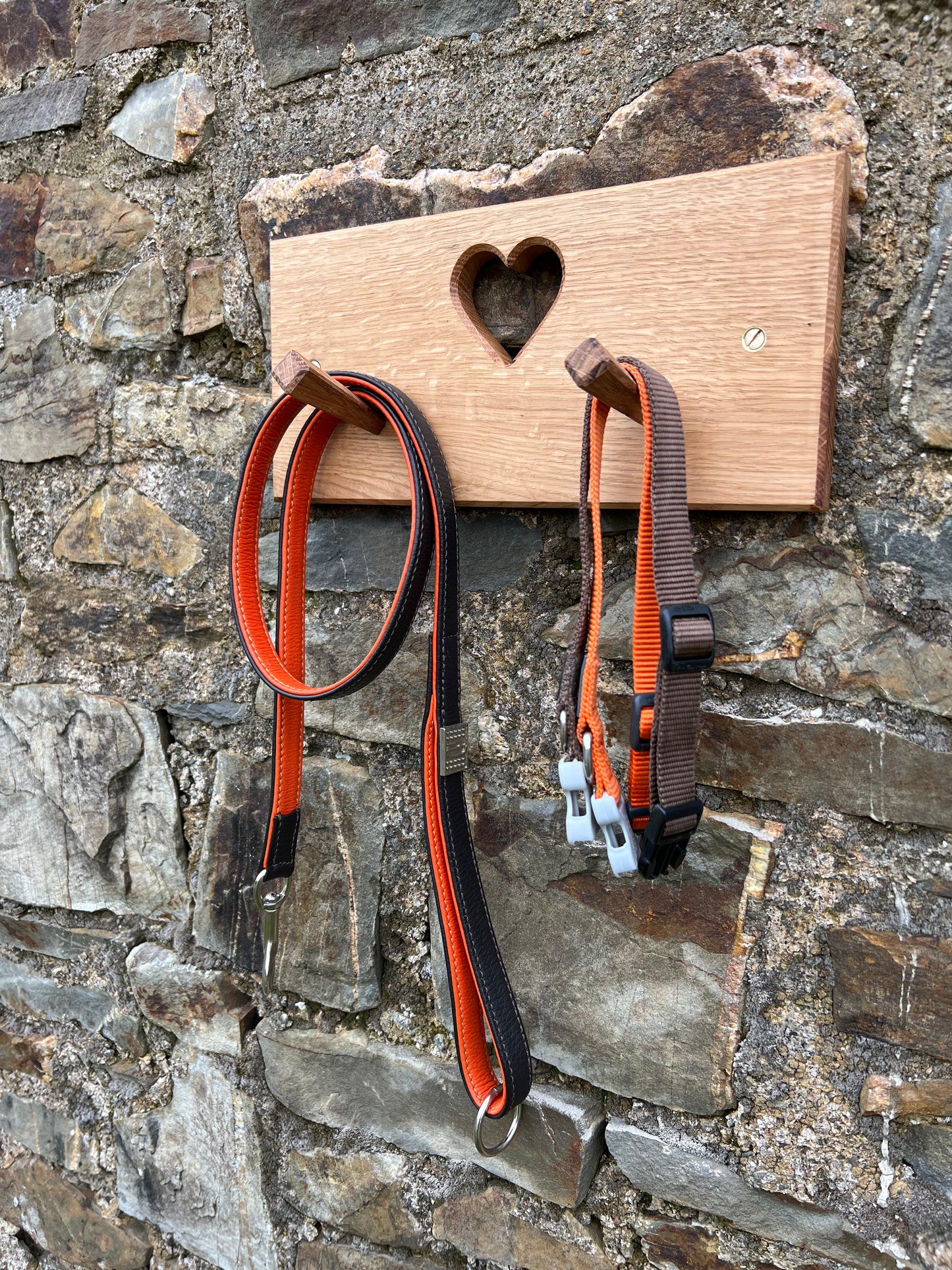 Oak Couples Hooks